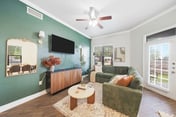Luxurious 2- bed 2 bath | Sleeps 5 |Pool | Gym| DT