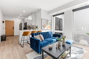 1BD King Retreat w Gym, Wi-Fi, Office & Mins to DT