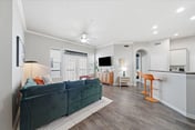 Modern 2BR Apartment with Pool, Gym & Free Parking