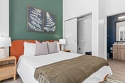 Modern & Cozy Stay in Minneapolis | Rooftop!