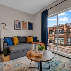 Chic 1BR Retreat in Midtown Detroit