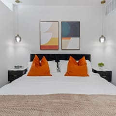 Lux King Bed | Patio & Pool | Gym | By Domain Mall