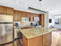 2bed•2bath Heart of Downtown w/Panoramic Views - Image 2