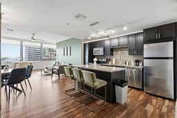1 Bedroom flat, great view and swimming pool- Dallas Downtown - Image 2