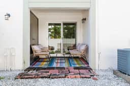 Bright 2BR Tampa Retreat • Near Bay & Downtown - Image 5
