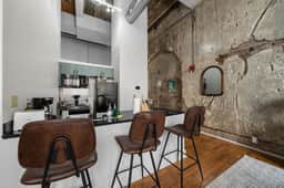 Chic loft w/ gym & rooftop firepit near downtown - Image 5