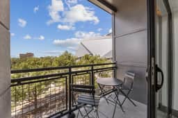 Atlanta City View |Rooftop Patio| Downtown Getaway - Image 5