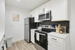 Sleeps 3 ~ Near American Airlines Center + the Medical District + Downtown/Uptown - Image 2