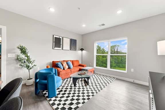Spacious 2BR Apt | Rooftop + Downtown Columbus - Image 1