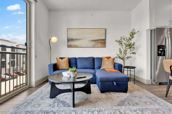 Private Rooftop Terrace|Sleeps 3|Love Field|Gym - Image 1