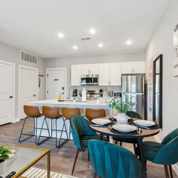 The Main House | Modern Stay In Downtown Columbus - Image 1