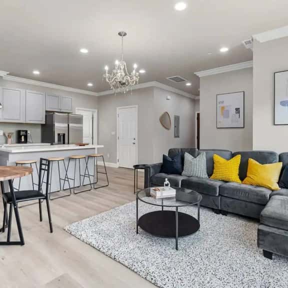 3bd-Sleeps 8+Stanford+META+GOOG - Image 1