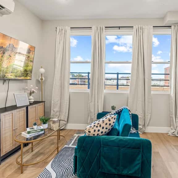 Modern 1BR Retreat in Fishtown - Image 1