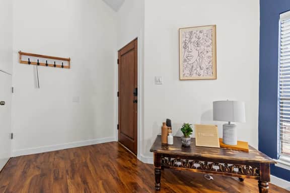 Modern 2BR Austin Retreat | 6 Min to Downtown - Image 4