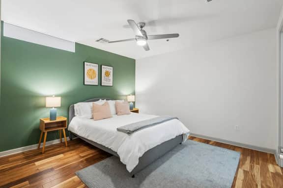 1 Bedroom flat, great view and swimming pool- Dallas Downtown - Image 3