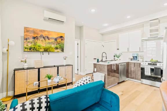 Modern 1BR Fishtown Apt | Prime Philly Location - Image 3